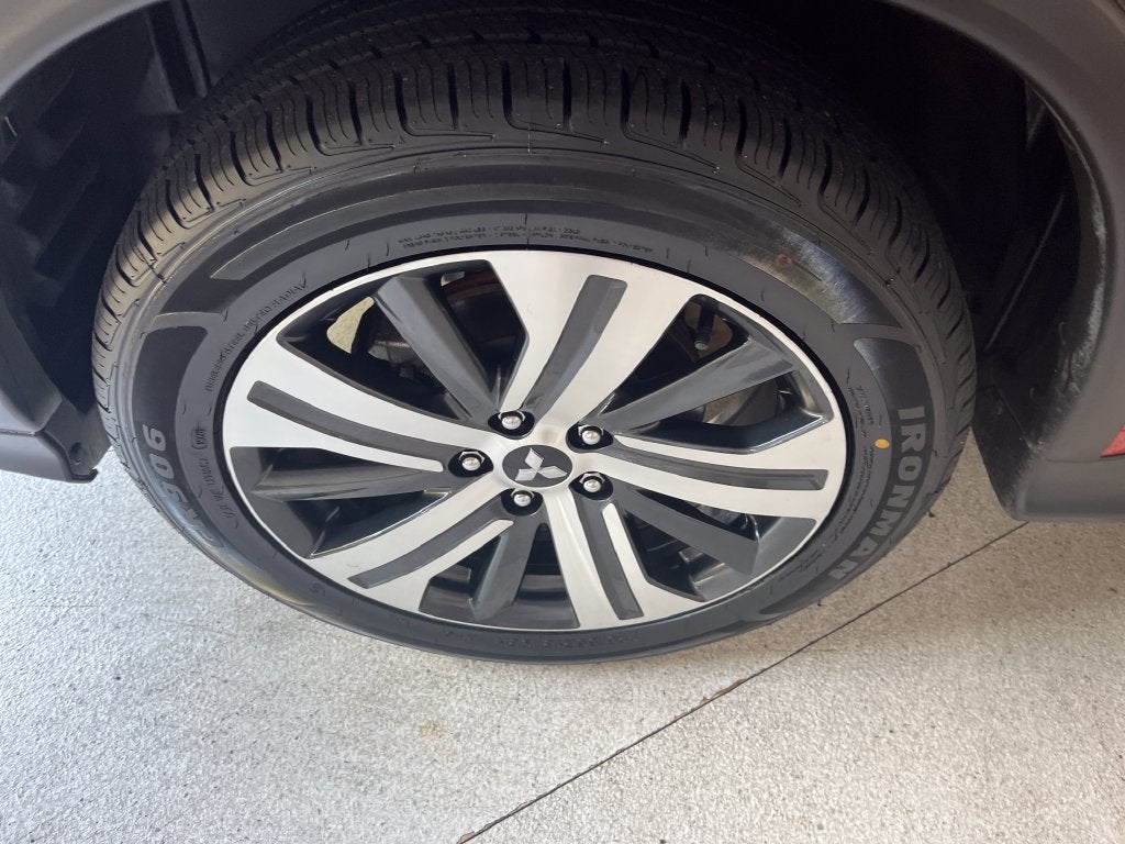 2025 Mitsubishi Outlander Sport S