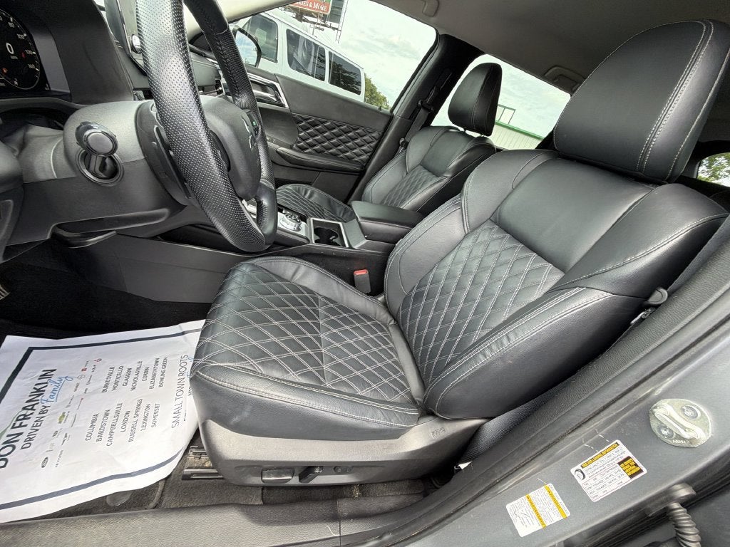 2022 Mitsubishi Outlander SEL