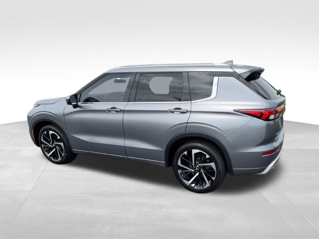 2022 Mitsubishi Outlander SEL