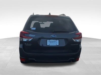 2023 Subaru Forester Base