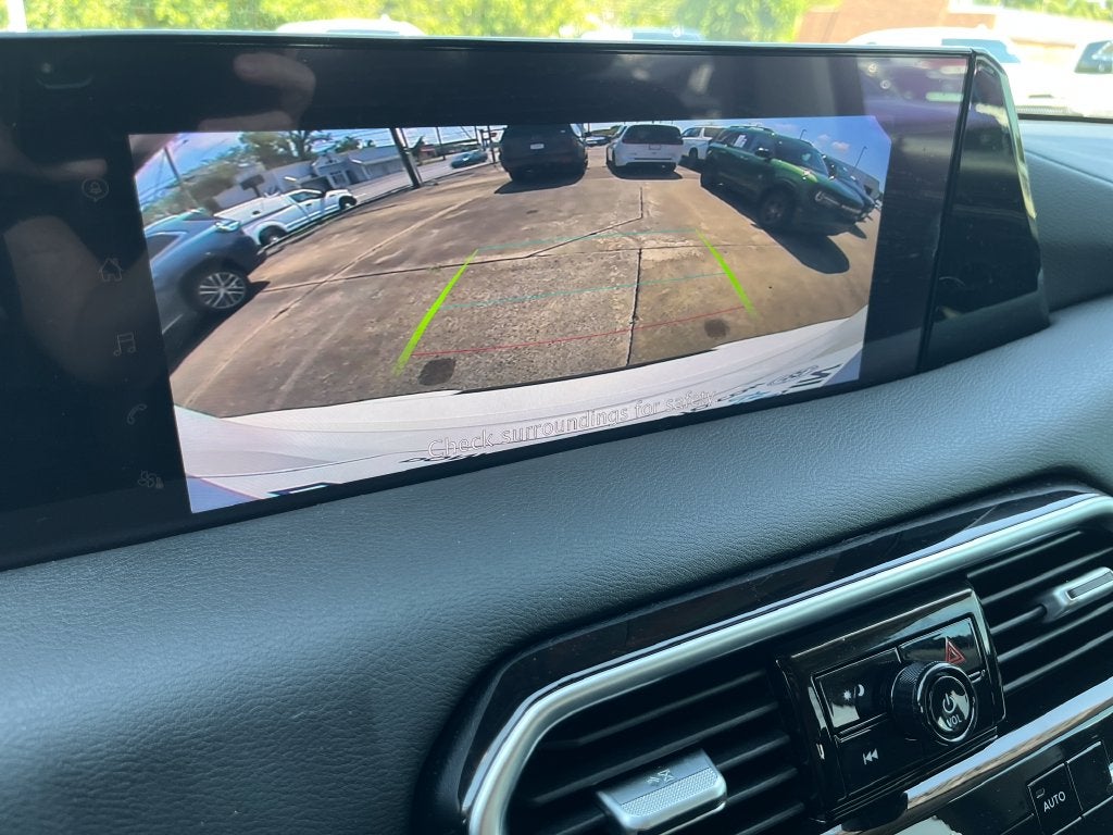 2025 Nissan Armada SV