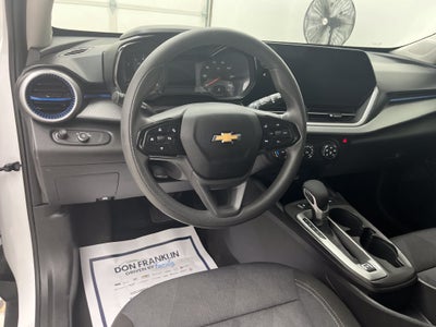 2025 Chevrolet Trax LS