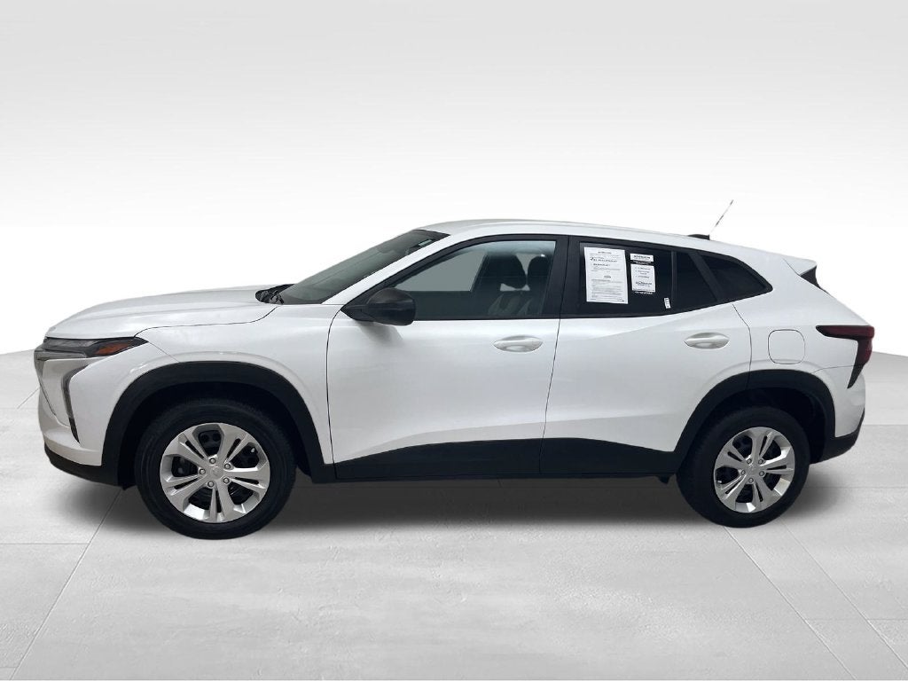 2025 Chevrolet Trax LS