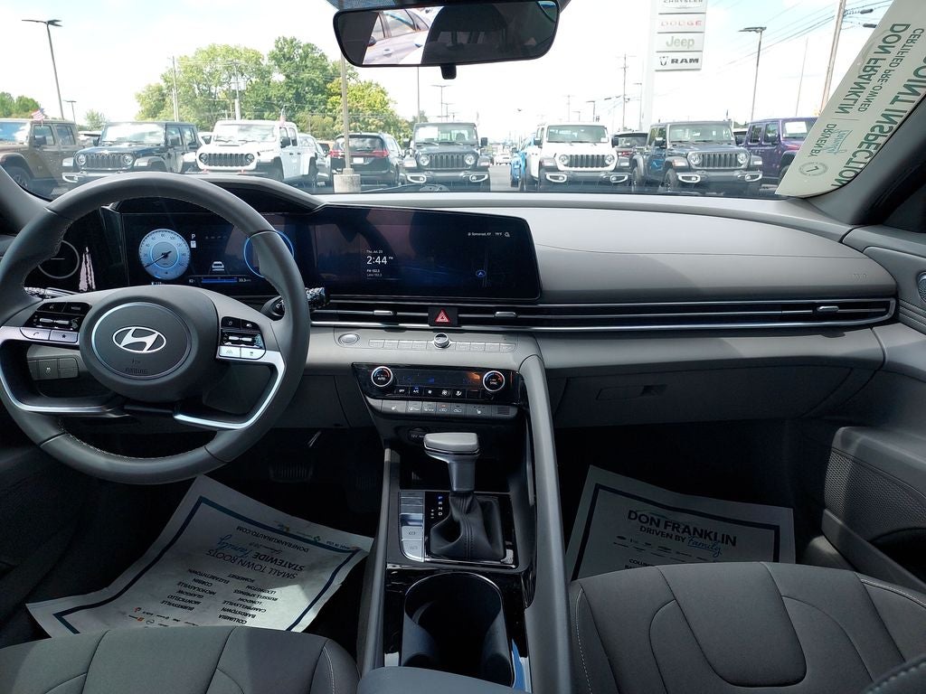 2024 Hyundai Elantra SEL