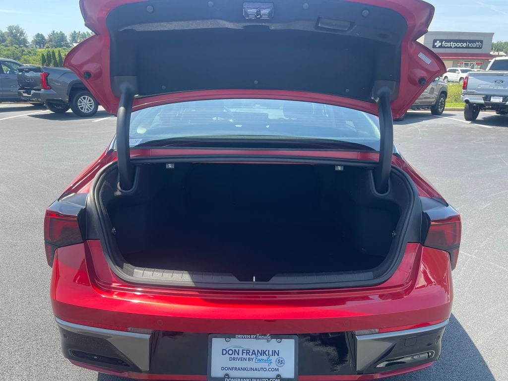 2025 Kia K5 LXS