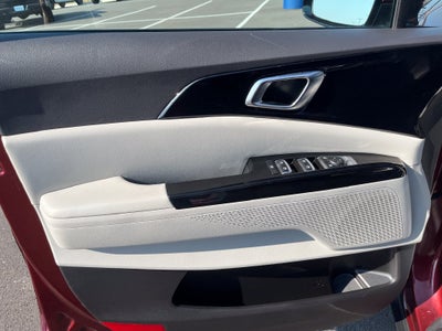 2023 Kia Carnival EX
