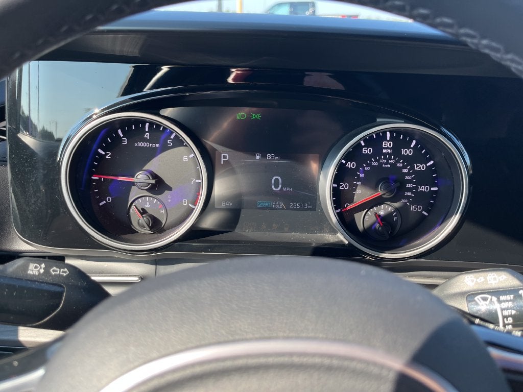 2023 Kia Carnival EX