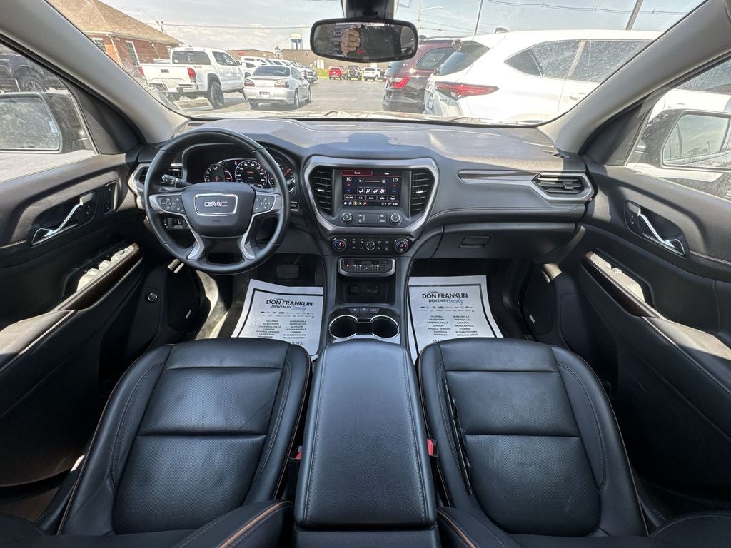 2023 GMC Acadia AT4