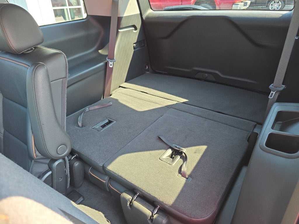 2022 GMC Acadia AT4