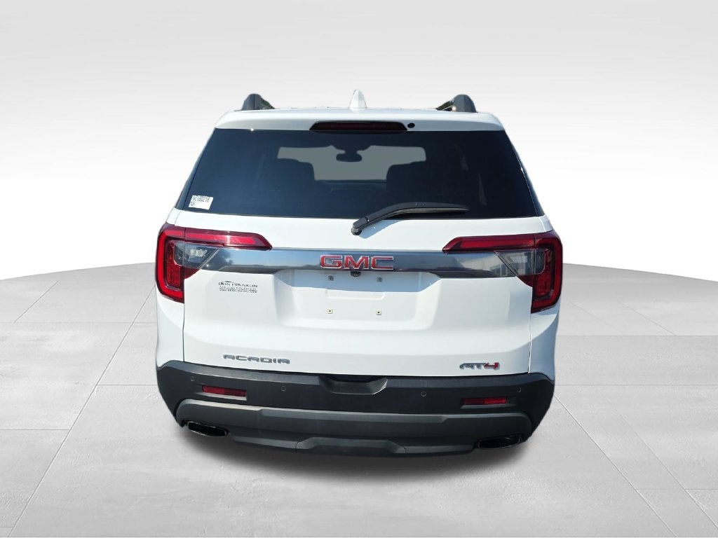 2022 GMC Acadia AT4