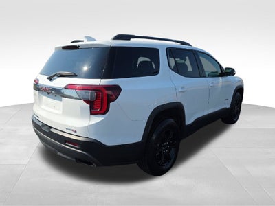 2022 GMC Acadia AT4