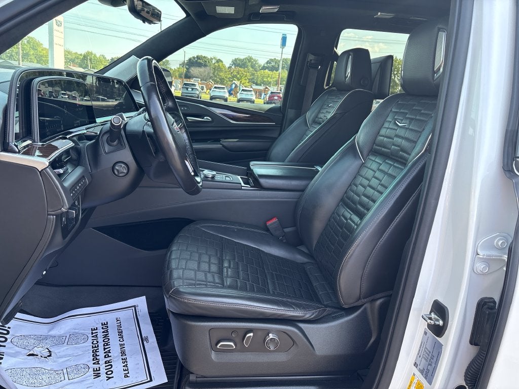 2022 Cadillac Escalade Sport Platinum