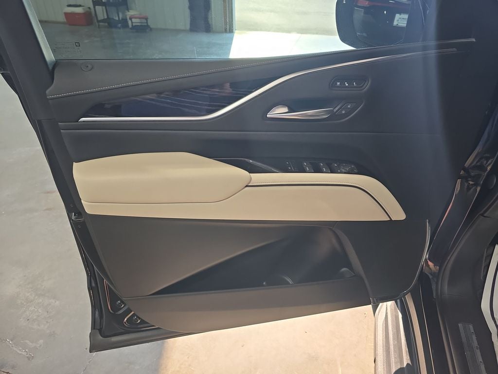 2022 Cadillac Escalade ESV Sport