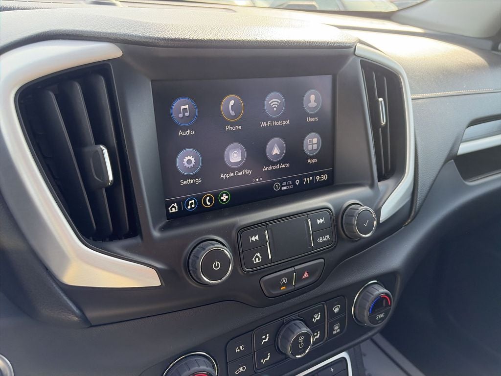 2024 GMC Terrain SLT