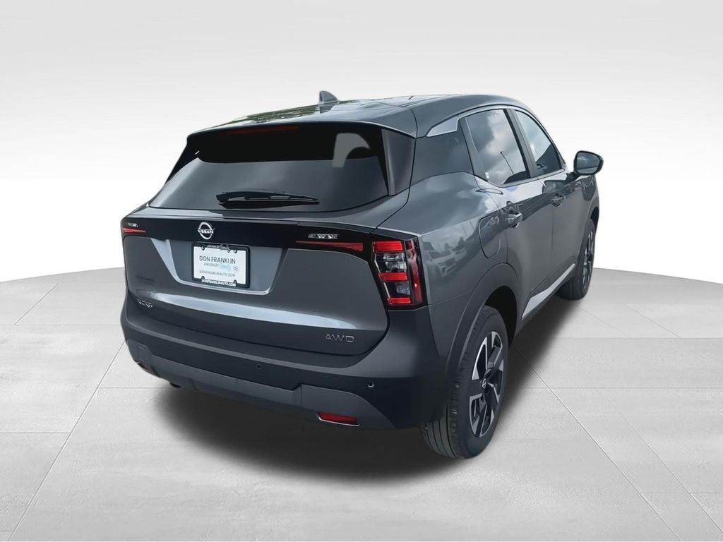 2025 Nissan Kicks SV