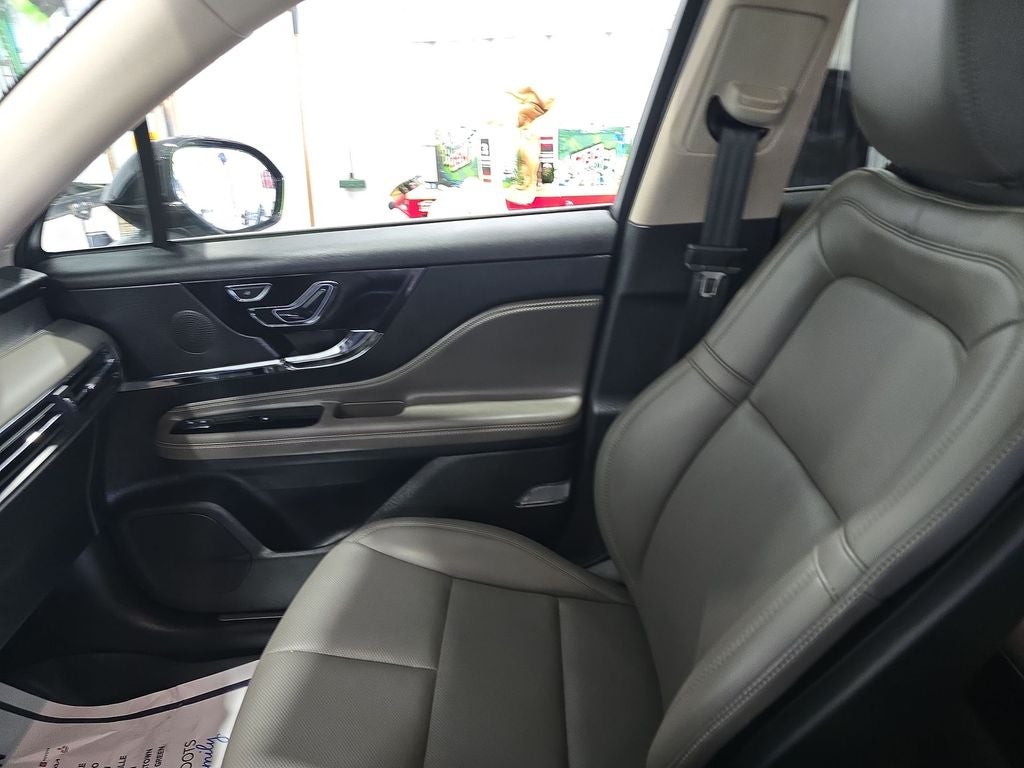 2025 Lincoln Corsair Premiere