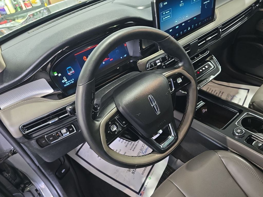 2025 Lincoln Corsair Premiere