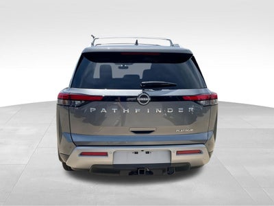2025 Nissan Pathfinder Platinum