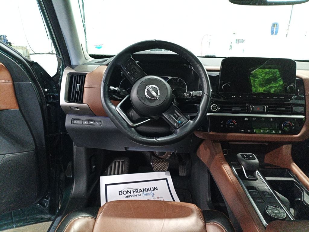 2022 Nissan Pathfinder Platinum