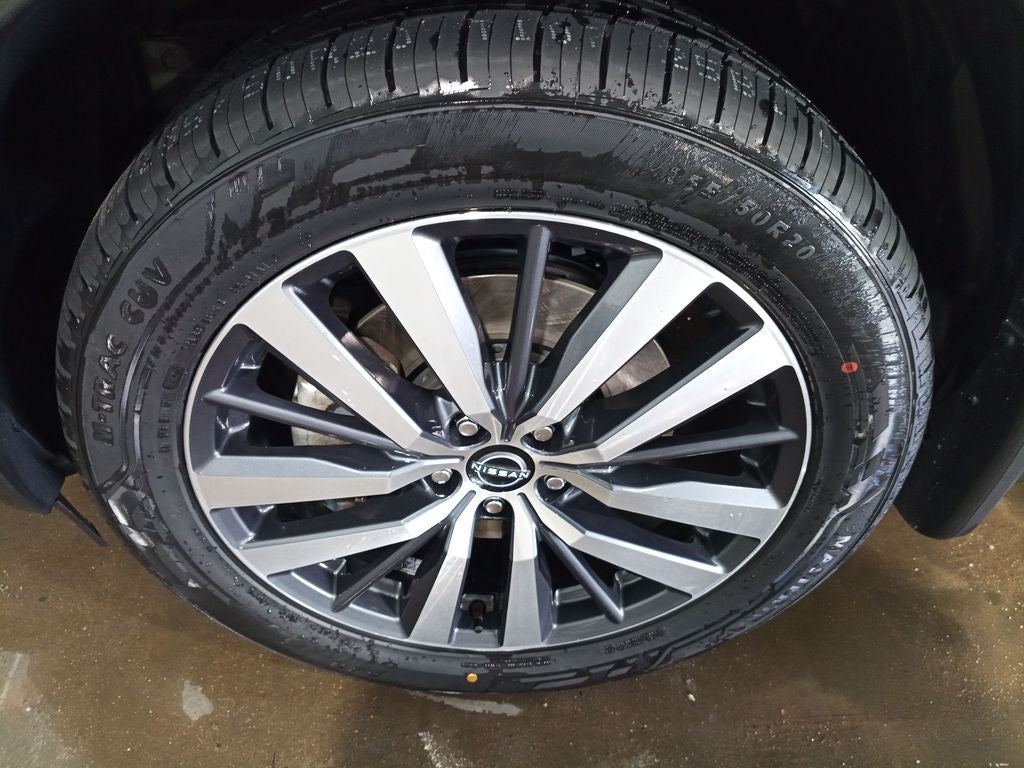 2022 Nissan Pathfinder Platinum