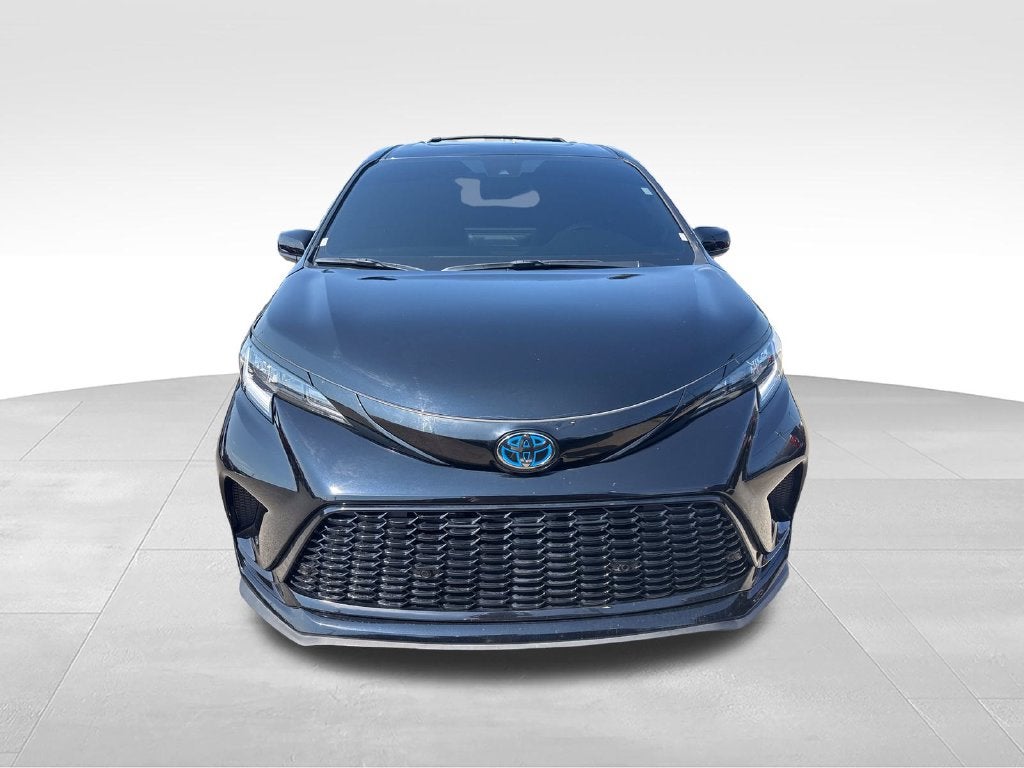 2025 Toyota Sienna XSE 7 Passenger