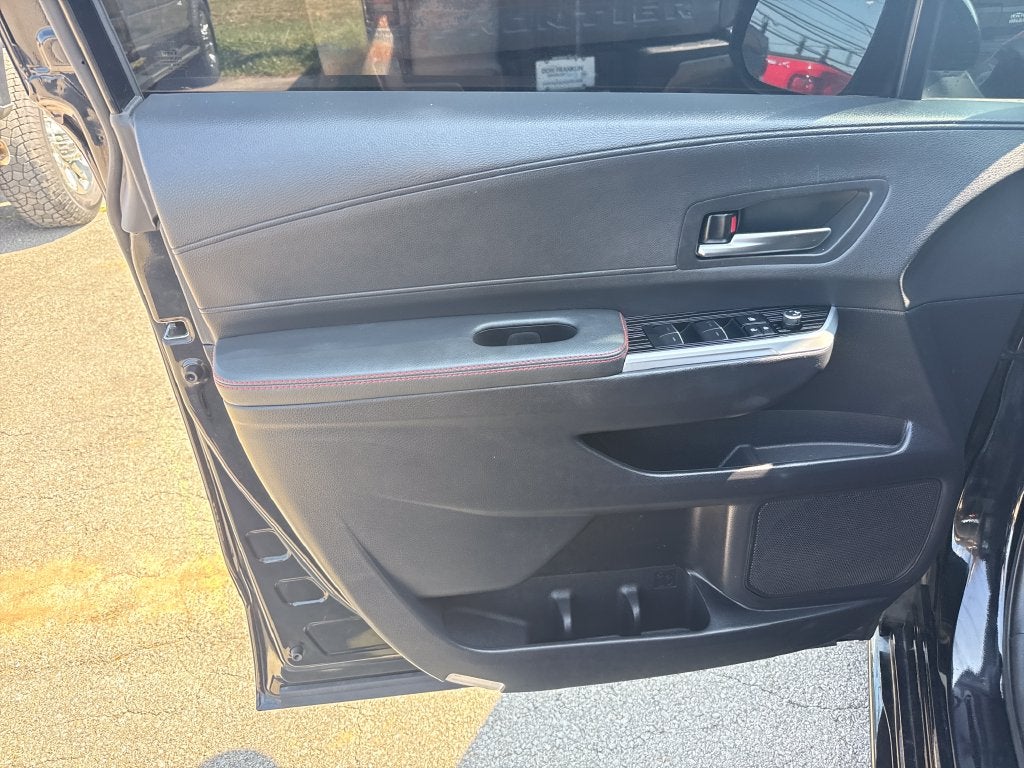 2025 Toyota Sienna XSE 7 Passenger