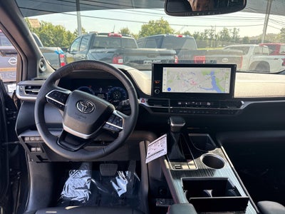 2025 Toyota Sienna XSE 7 Passenger