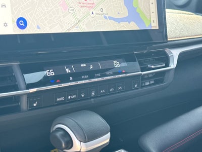2025 Toyota Sienna XSE 7 Passenger