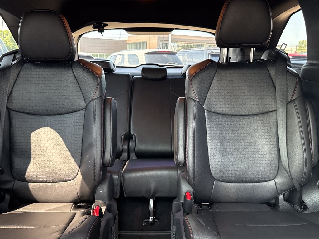 2025 Toyota Sienna XSE 7 Passenger