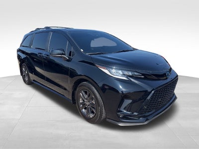 2025 Toyota Sienna XSE 7 Passenger