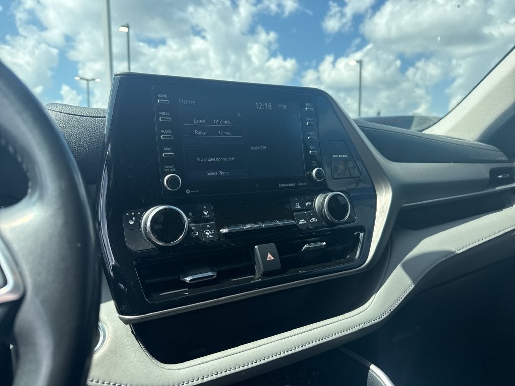 2021 Toyota Highlander XLE