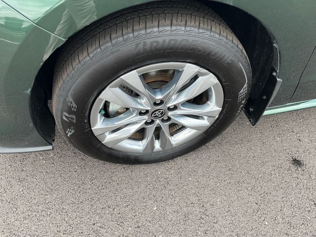 2025 Toyota Sienna XLE 7 Passenger