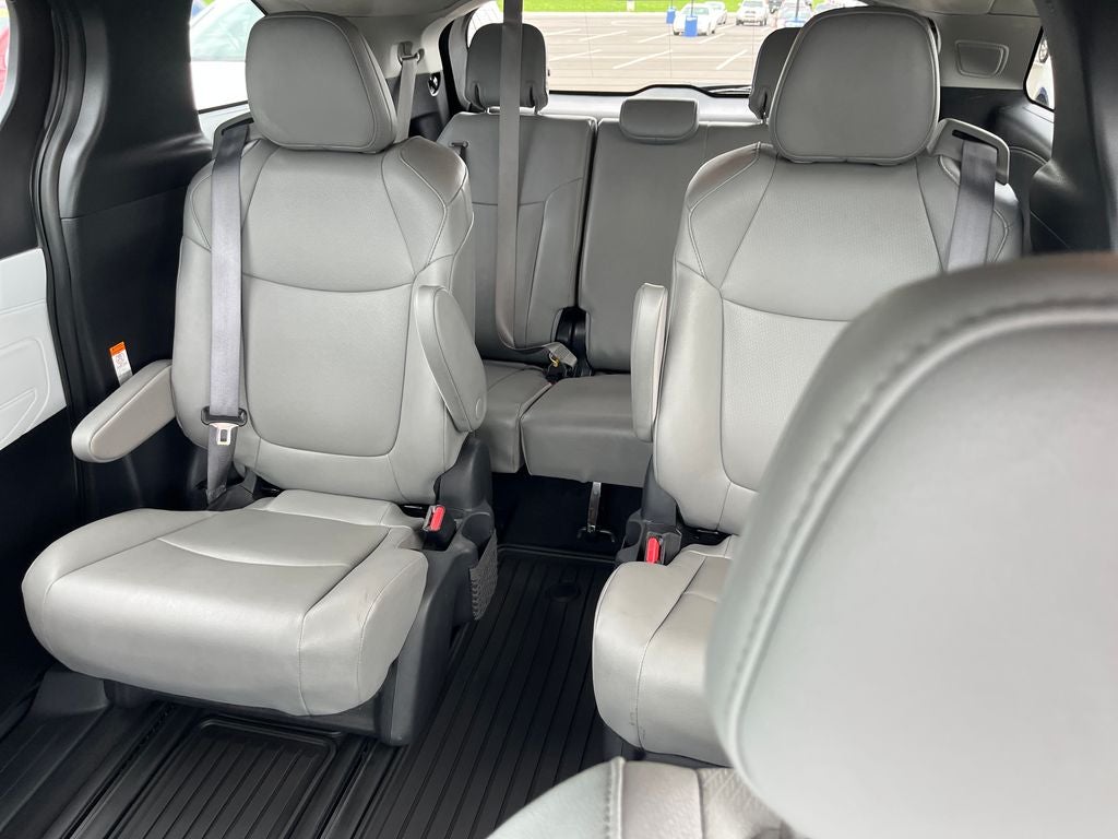 2025 Toyota Sienna XLE 7 Passenger