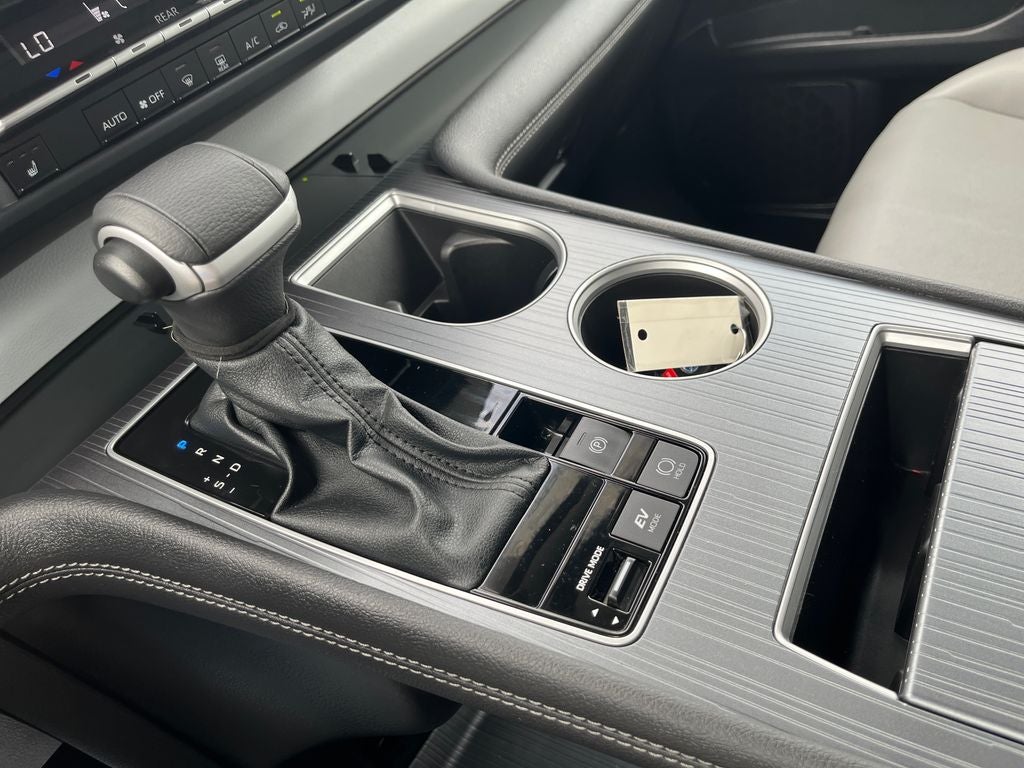 2025 Toyota Sienna XLE 7 Passenger