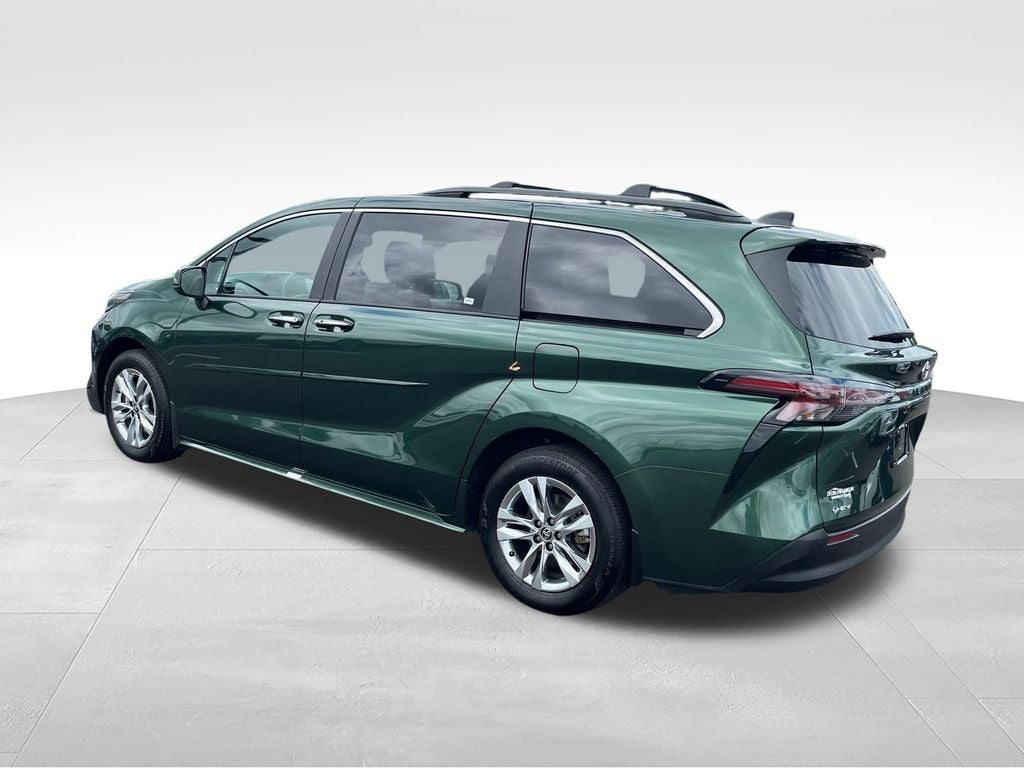 2025 Toyota Sienna XLE 7 Passenger