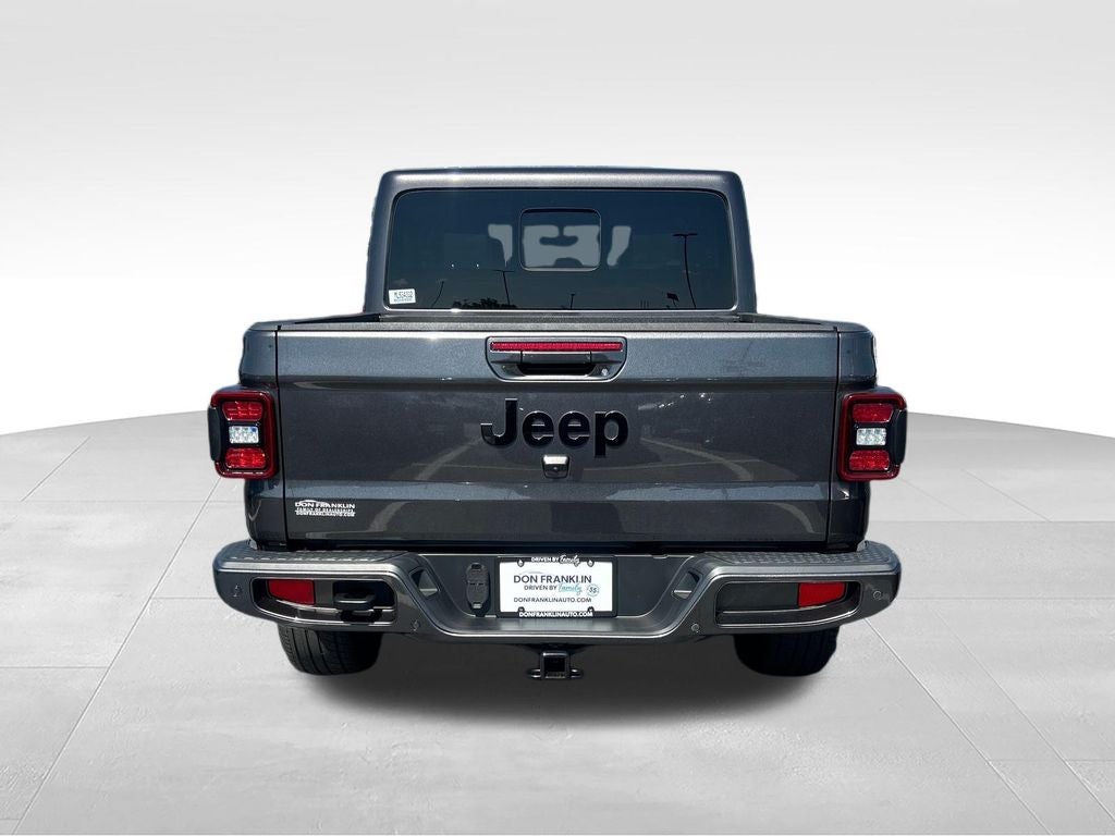 2021 Jeep Gladiator Overland