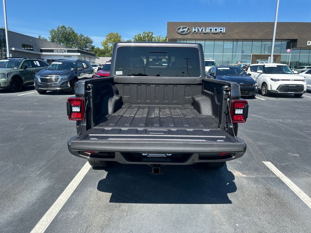 2021 Jeep Gladiator Overland