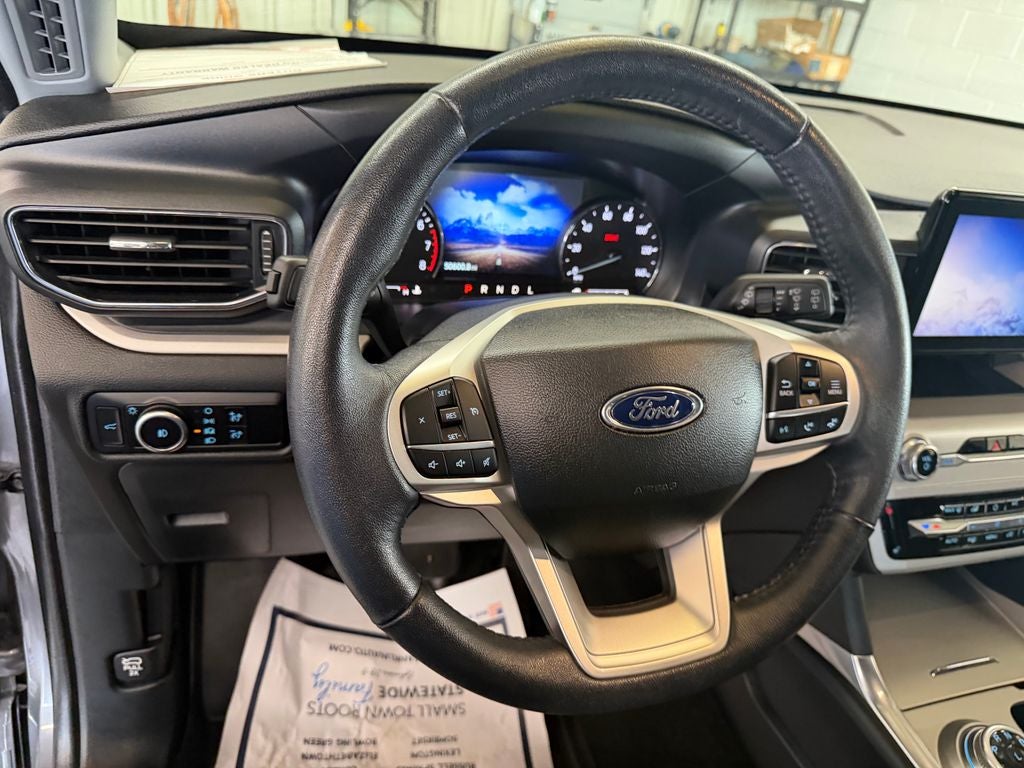 2023 Ford Explorer XLT