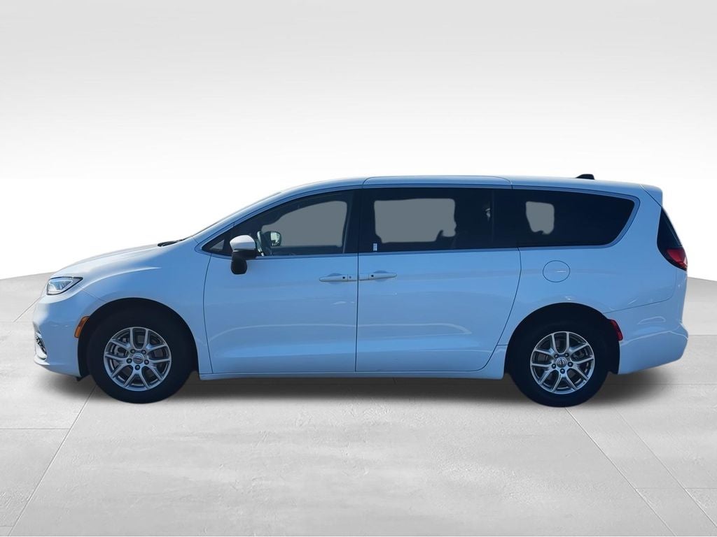 2023 Chrysler Pacifica Touring
