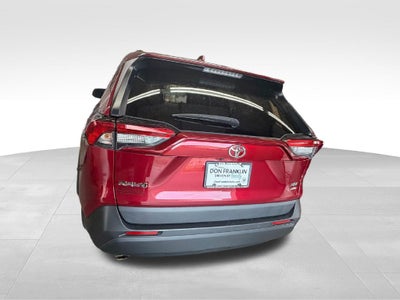 2022 Toyota RAV4 XLE