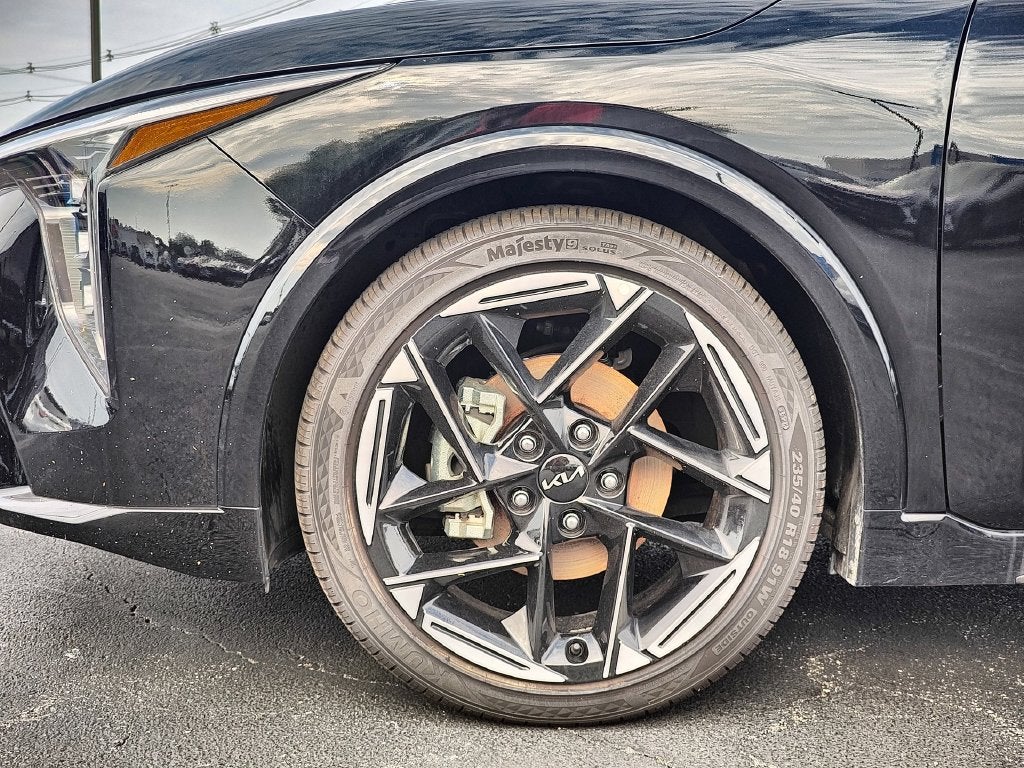 2025 Kia K4 GT-Line