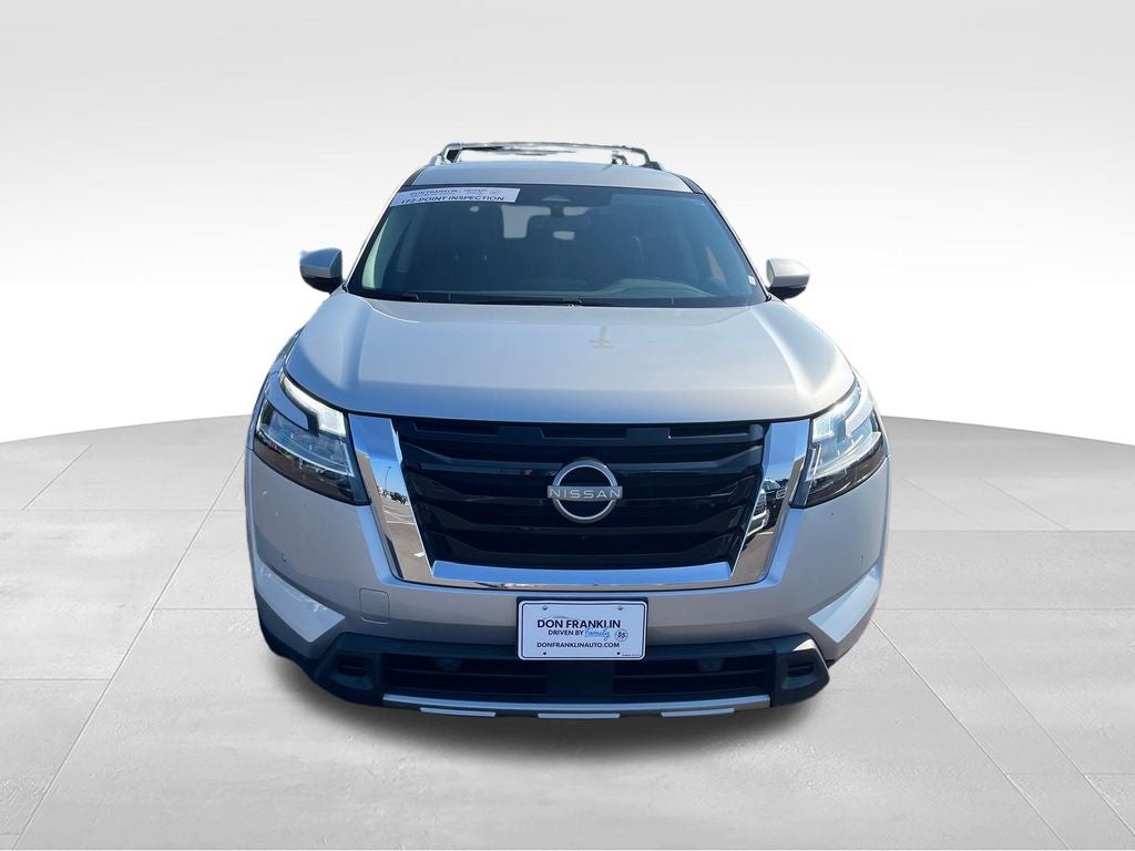 2024 Nissan Pathfinder SL