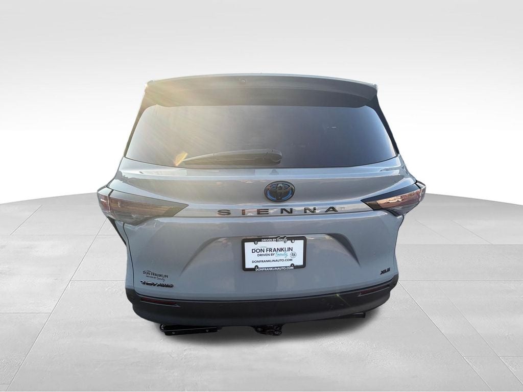 2025 Toyota Sienna Woodland Edition 7 Passenger