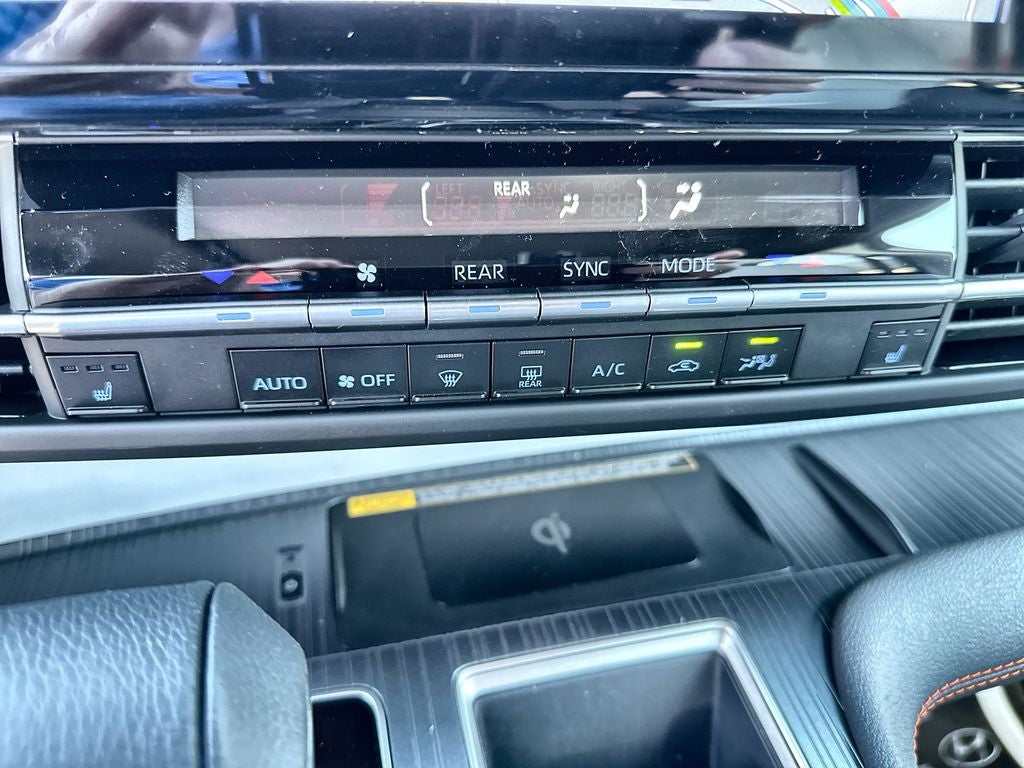 2024 Toyota Sienna XSE 7 Passenger
