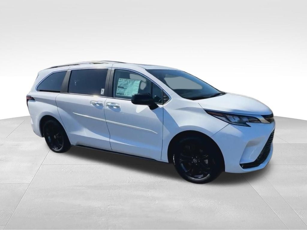 2024 Toyota Sienna XSE 7 Passenger