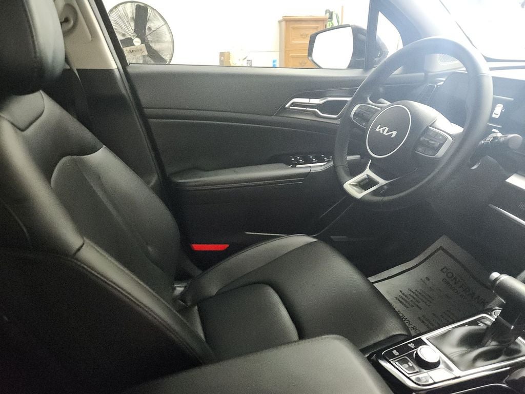 2025 Kia Sportage EX