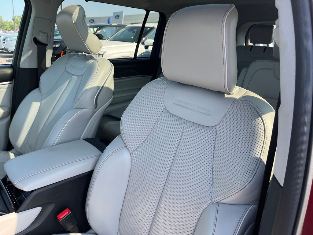 2022 Jeep Grand Cherokee L Overland