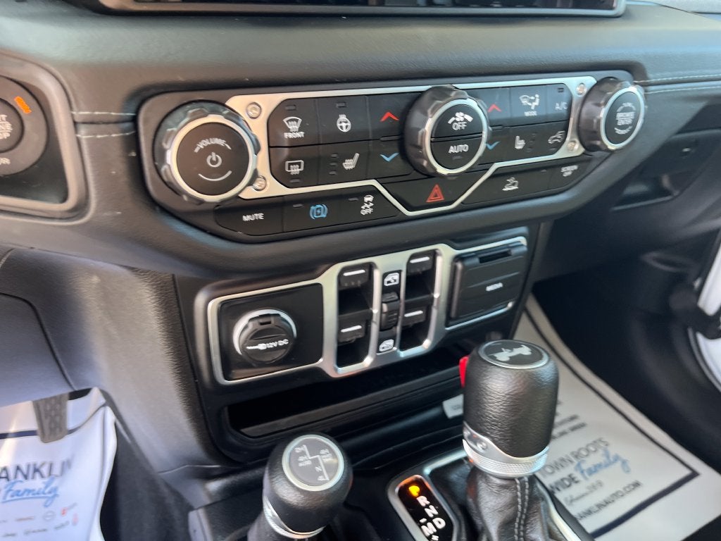 2024 Jeep Wrangler Sahara 4xe