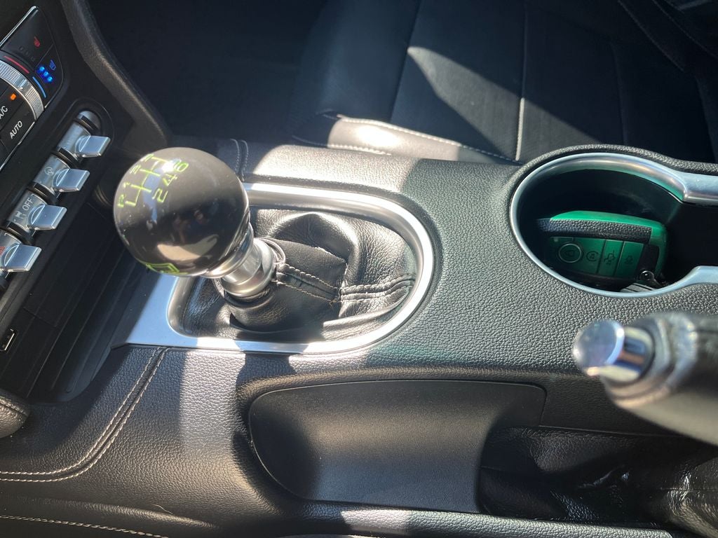 2022 Ford Mustang EcoBoost Premium