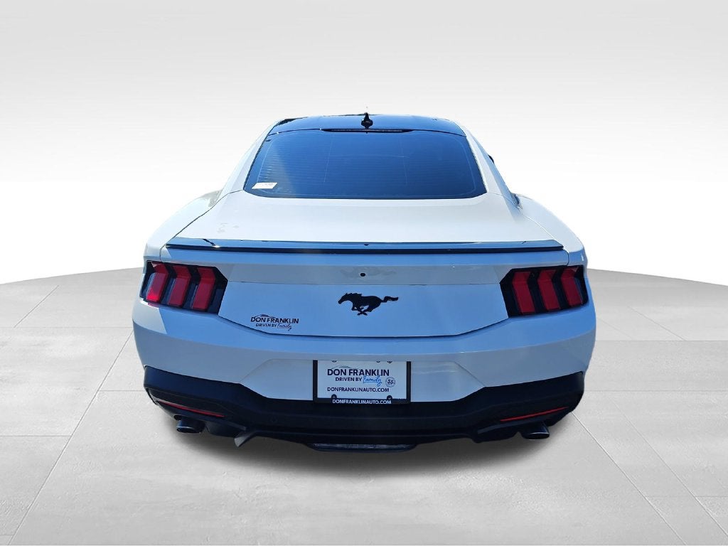 2024 Ford Mustang EcoBoost